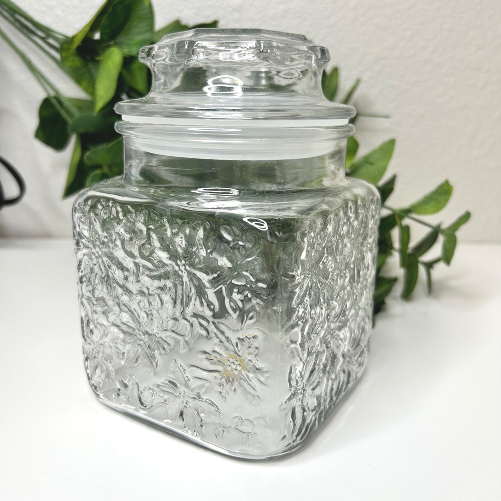 Princess House Vintage Fantasia Crystal Short Canister Jar EUC Floral